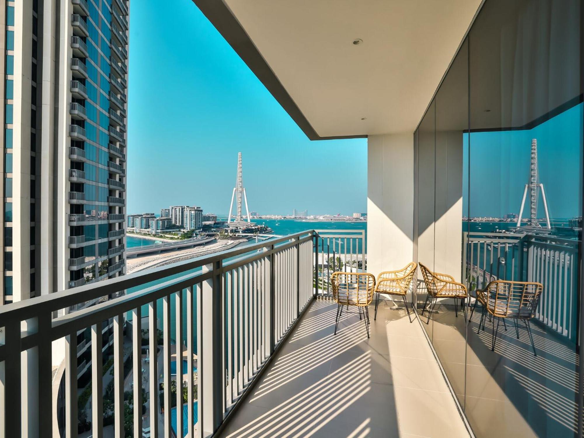 Luxurious Apartments Dubai Marina Views Pool Gym By Sojo Stay Exterior photo